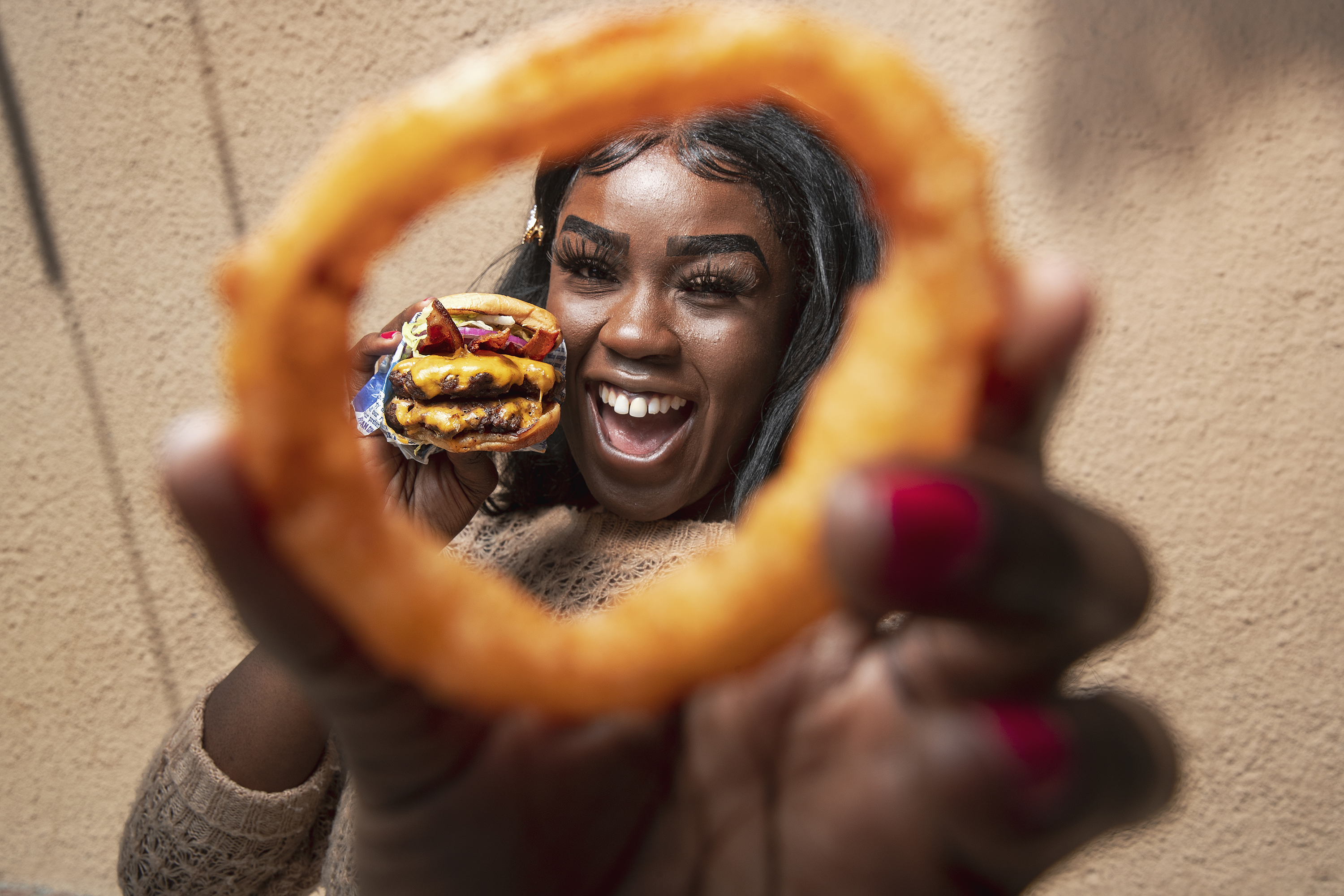 Under the influence: Food bloggers can make or break restaurants - Vimarsana News