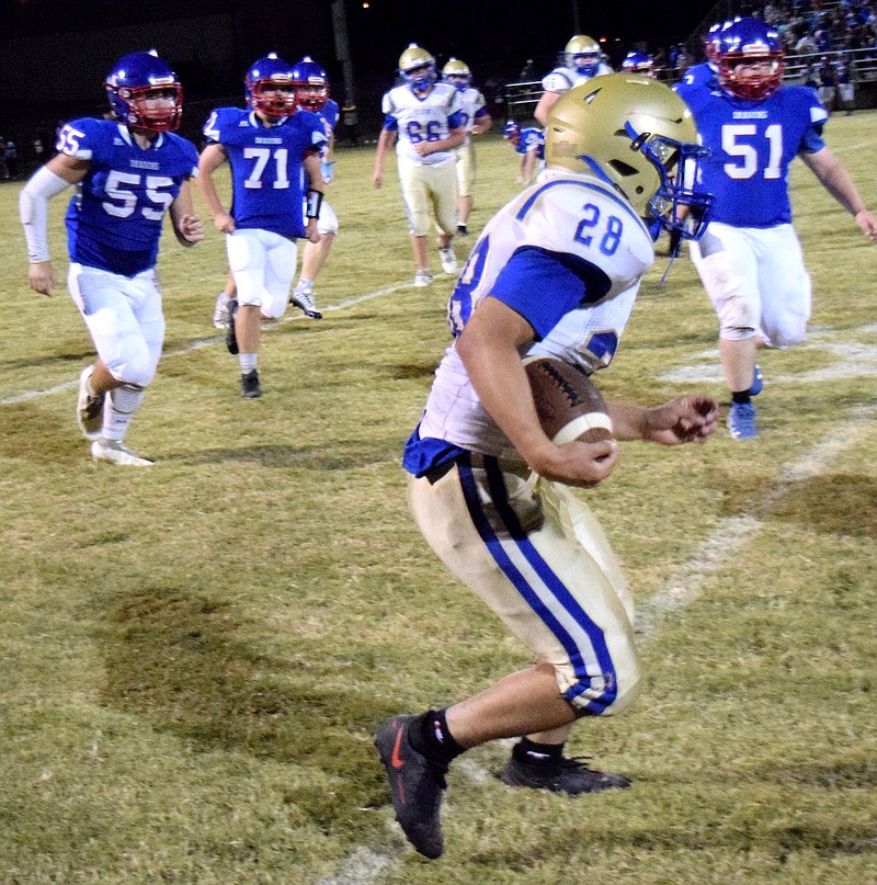 Bulldogs fall to Dragons in renewed conference rivalry | Westside Eagle ...