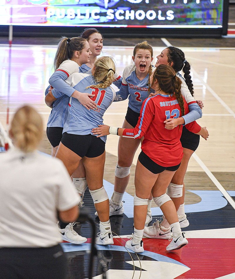 Kennedy Meadors (2) of Fort Smith Southside celebrates with teammates after a point, Thursday, Sept. 22, 2022, during the fourth set of the Lady Mavericksâ€™ 3-1 win over Fort Smith Northside at Mavericks Arena in Fort Smith. Visit nwaonline.com/220923Daily/ for today's photo gallery.
(NWA Democrat-Gazette/Hank Layton)