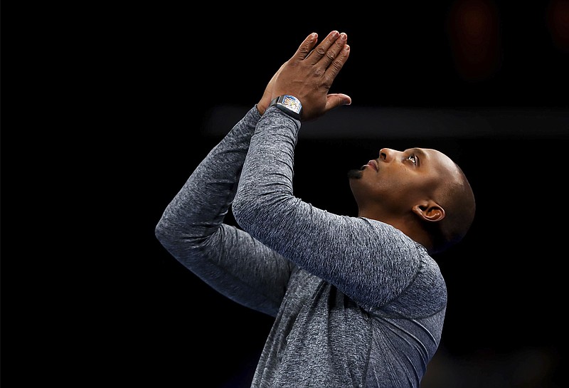 FILE - Memphis coach Penny Hardaway gestures during an NCAA college basketball game against Tulsa on Tuesday, Jan. 4, 2022, in Memphis, Tenn. The NCAA’s Independent Accountability Resolution Process put Memphis on three years of probation with a public reprimand on Tuesday, Sept. 27, 2022, but declined to punish Tigers coach Penny Hardaway or hand down an NCAA Tournament ban. (Patrick Lantrip/Daily Memphian via AP, File)