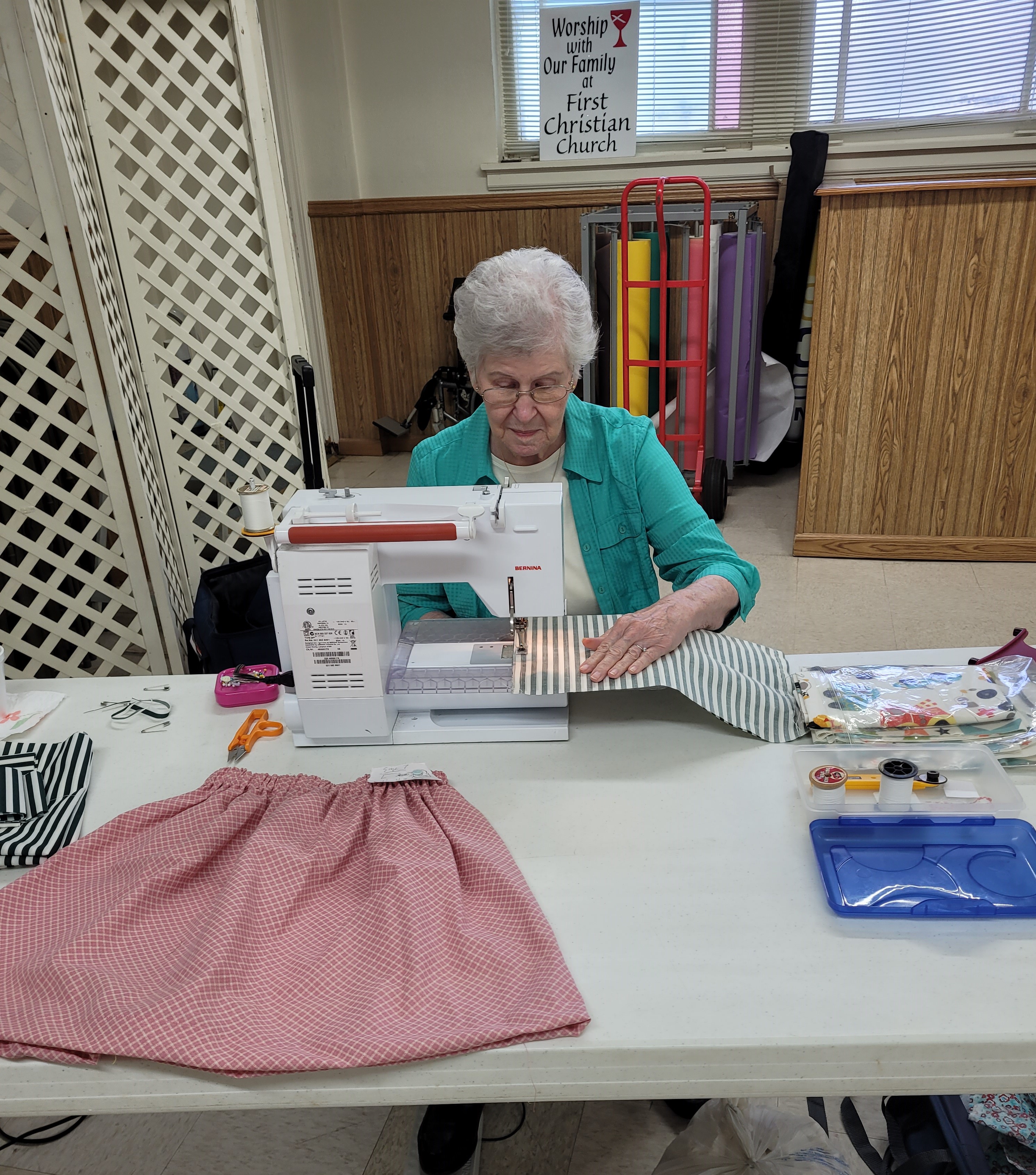Quilt society meets at Stuttgart church