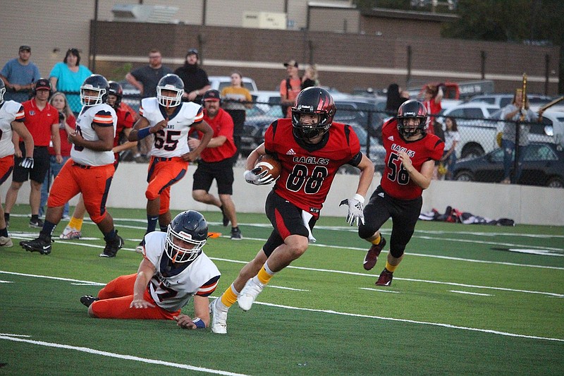 WATCH Eagles search for first win