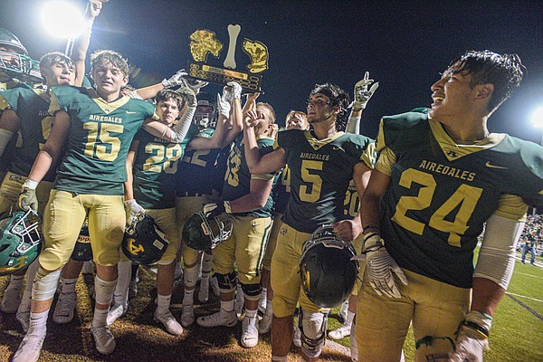 RV REPORT: Alma snake-hunter Birchfield proves toughness on and off field for Airedales - Vimarsana News