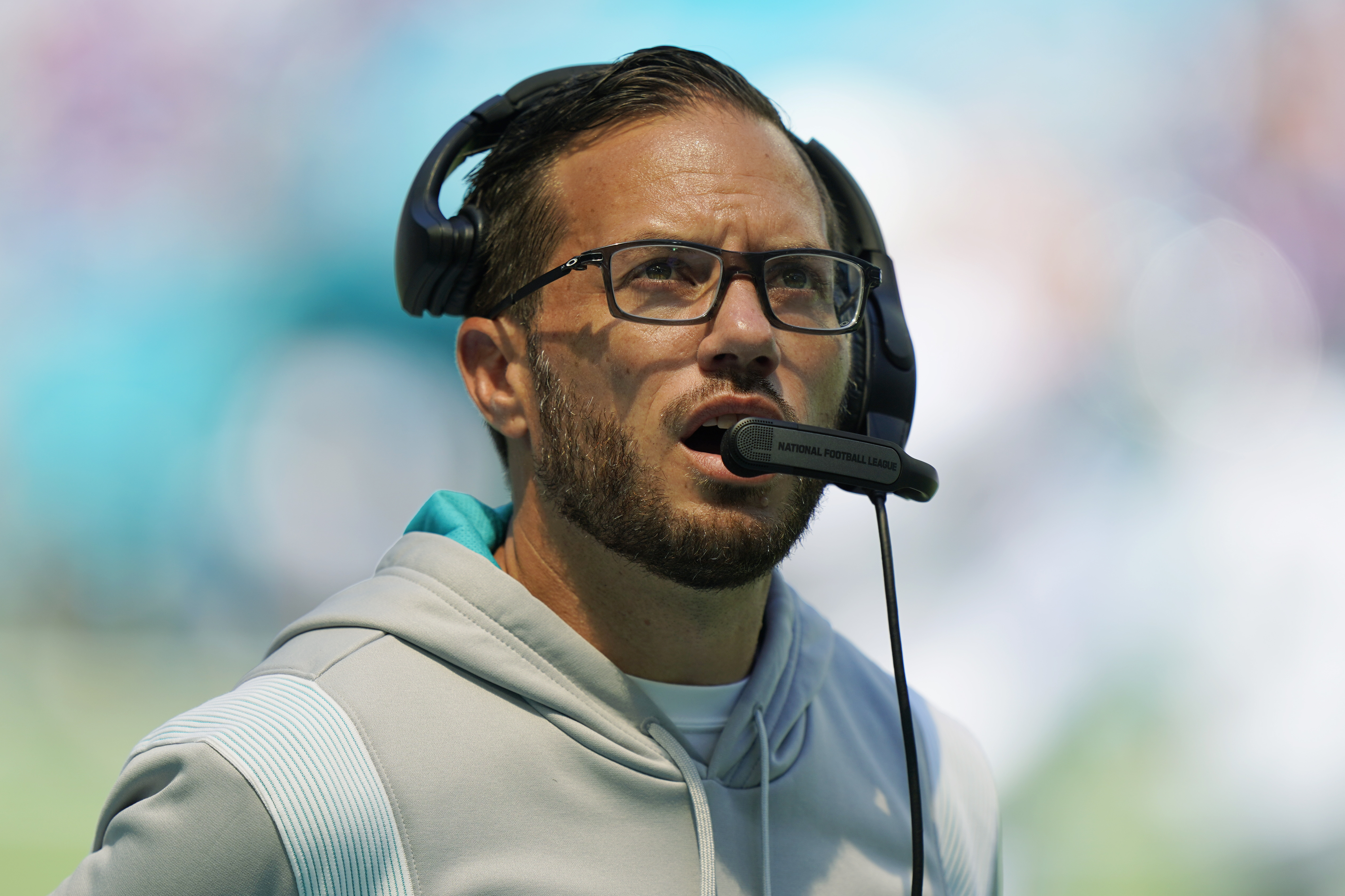 ID on these frames from Mike McDaniel? Head coach of the Miami Dolphins. :  r/sunglasses