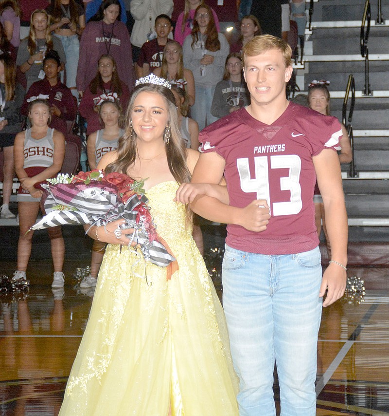 Chavez crowned SSHS Queen Siloam Springs HeraldLeader