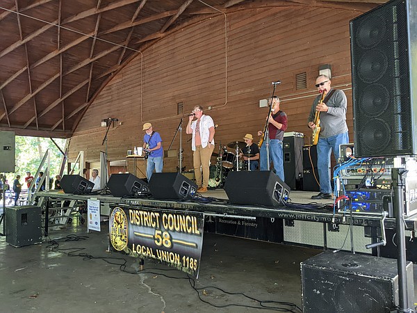 Blues in the Park attracts largest crowd yet - Vimarsana News