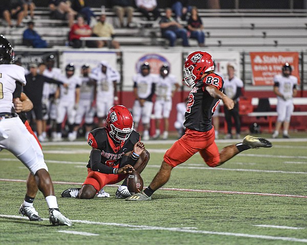PREP FB: Northside comes of age as three QBs lead the way in win against Jonesboro - Vimarsana News