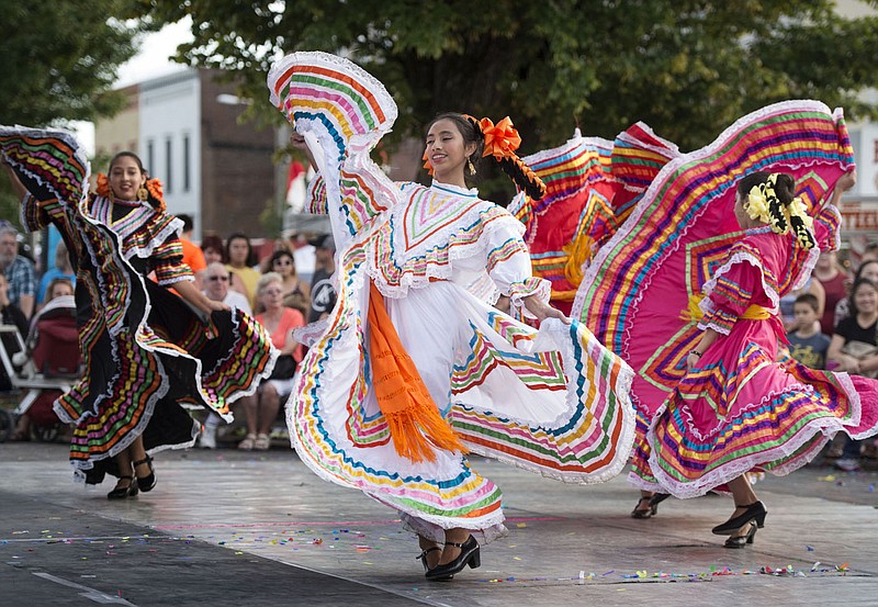 Ballet Folklorico Herencia de Mexico