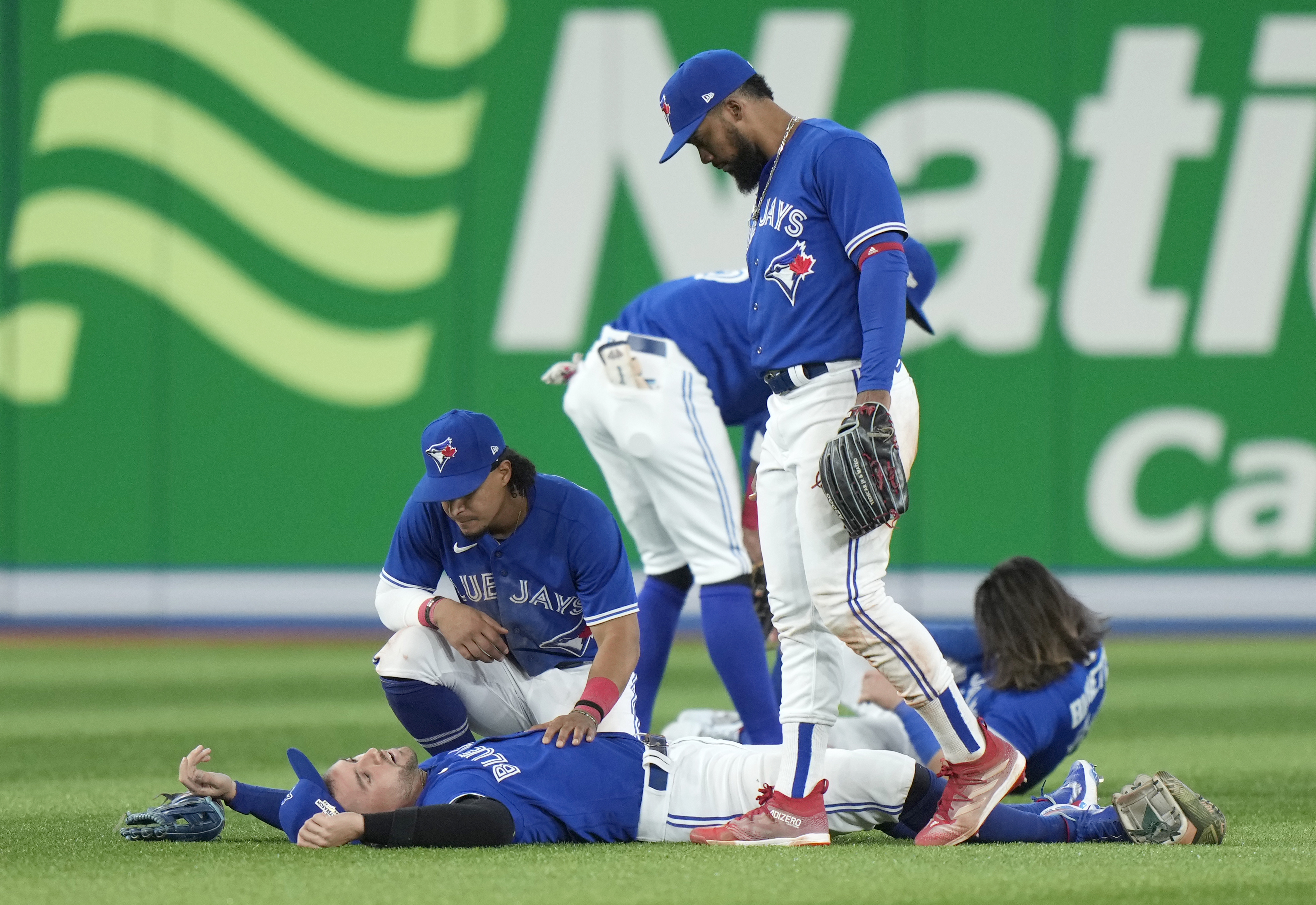 George Springer injury update: Blue Jays OF carted off after collision with  Bo Bichette in Game 2 vs. Mariners