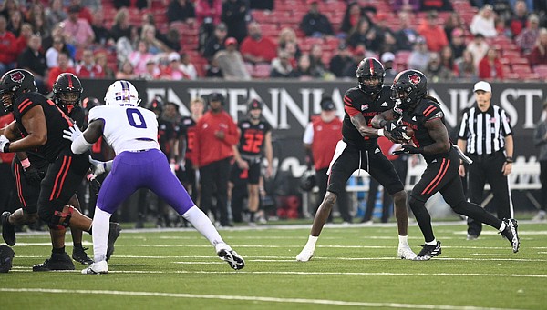 Arkansas State unable to deliver in 'critical moments' on offense, defense to pull off upset - Vimarsana News