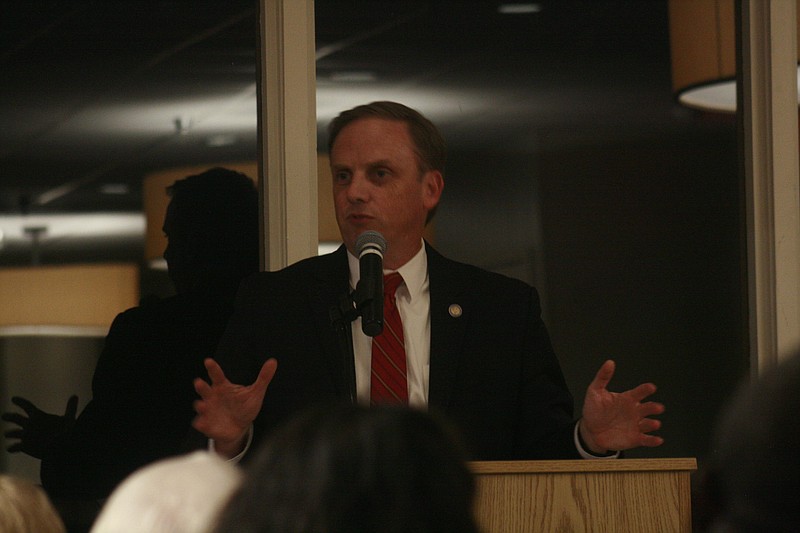 Rep. Matthew Shepherd speaks at the Union County Republican Committee dinner. (Matt Hutcheson/News-Times)
