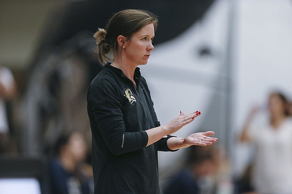 PREP VOLLEYBALL REPORT Venable settling in at the helm in Bentonville; Life Way Christian rebuilding after run to state finals - Vimarsana News