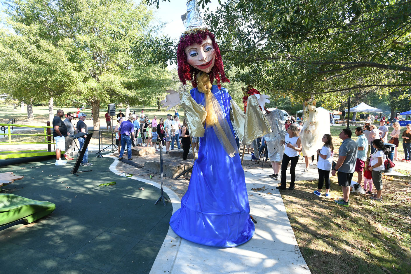 Giant puppets, Shaky Bugs and more Sunday in Gulley Park