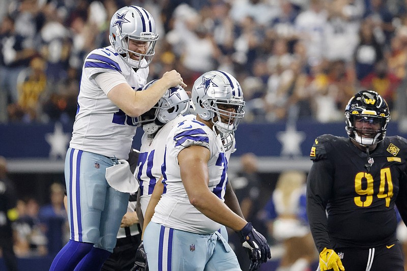 The Dallas Cowboys prepare for the playoffs as the Eagles celebrate.