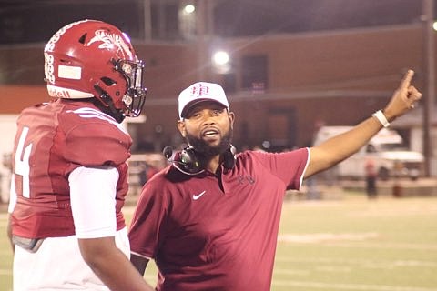 Zebras, Bulldogs clash for 1st time - Vimarsana News