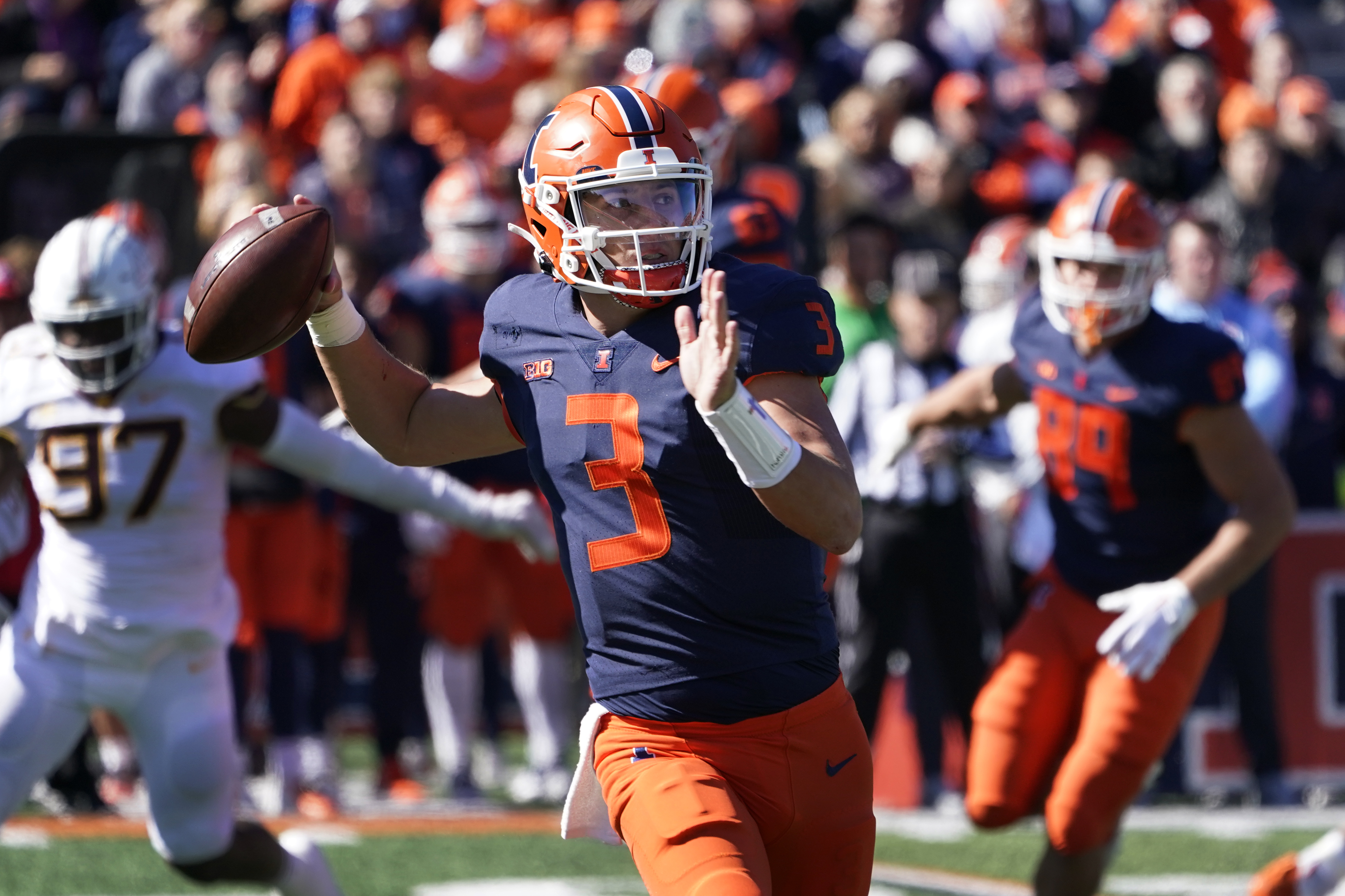 No. 24 Illini top Gophers, bowl-eligible 1st time since '19 - Vimarsana News