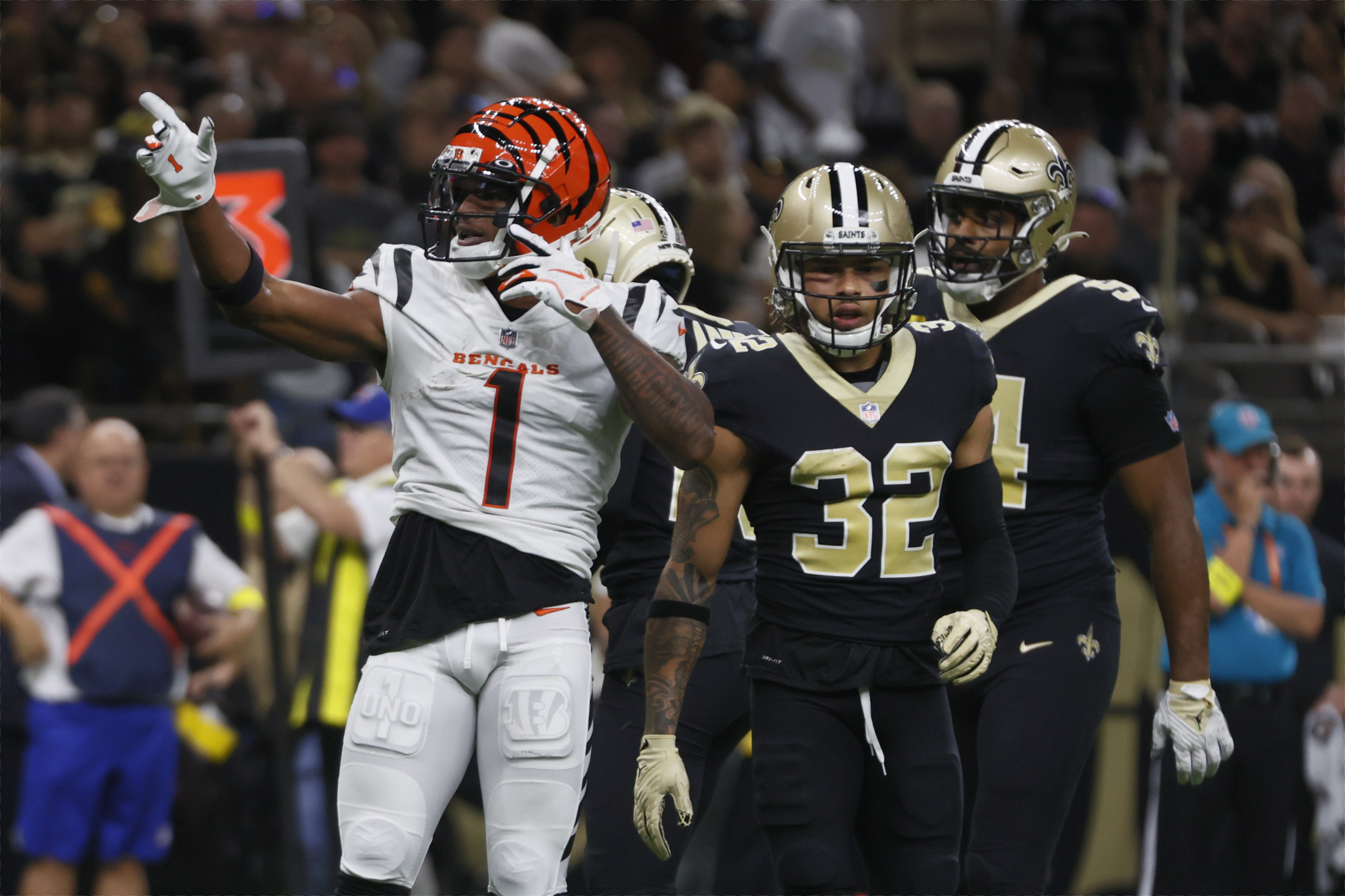 Bengals finally chase down Saints