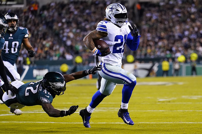 Eagles improve to 6-0, Hurts key in 26-17 win over Cowboys