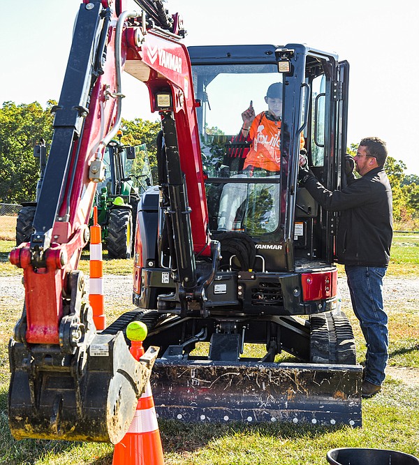 Students try out construction jobs at Build My Future event - Vimarsana News