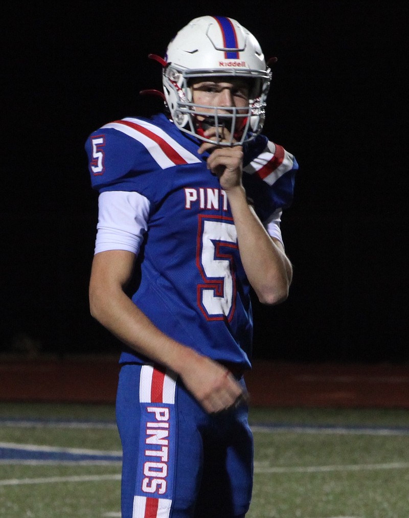 Senior quarterback Martin Kilmer had a career night against the Hallsville Indians on Friday. Kilmer was 11/19 for 204 yards and had 15 carries for 172 rushing yards and five touchdowns. (Democrat photo/Evan Holmes)