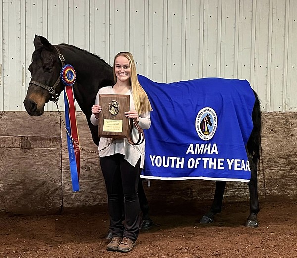 William Woods Equestrian Studies student nationally recognized Fulton Sun