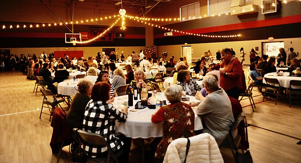 Women sparkle at Denim and Diamonds Ladies' Night - Vimarsana News