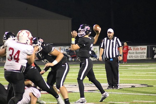 Vilonia air war shuts down White Hall, 38-17 - Vimarsana News