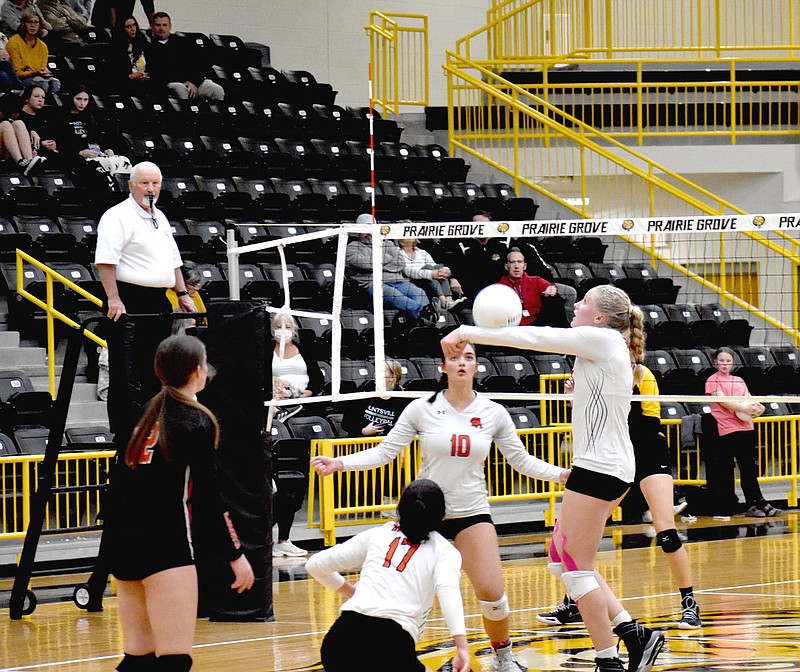 Teams’ volleyball seasons come to a close Westside Eagle Observer