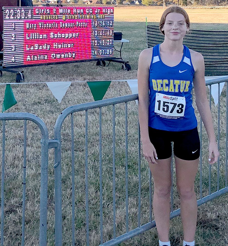 Lady Bulldog Lilly Schopper takes second in crosscountry meet