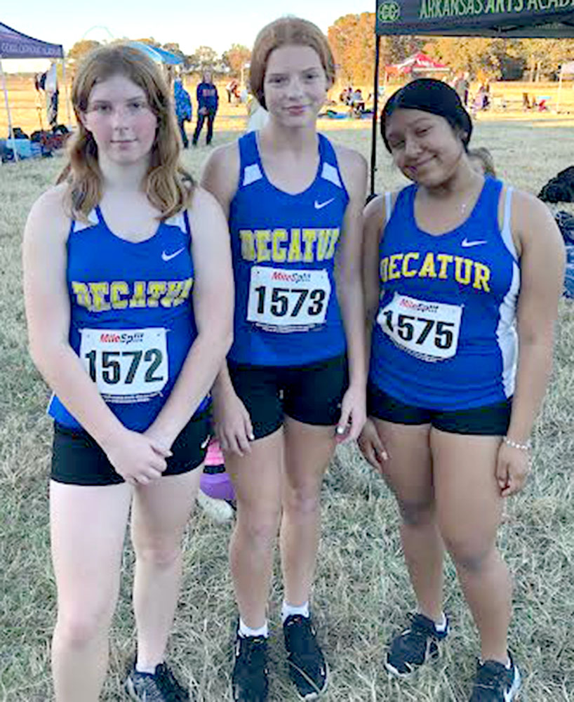 Lady Bulldog Lilly Schopper takes second in crosscountry meet