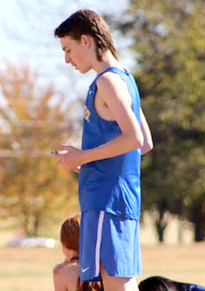 Lady Bulldog Lilly Schopper takes second in crosscountry meet