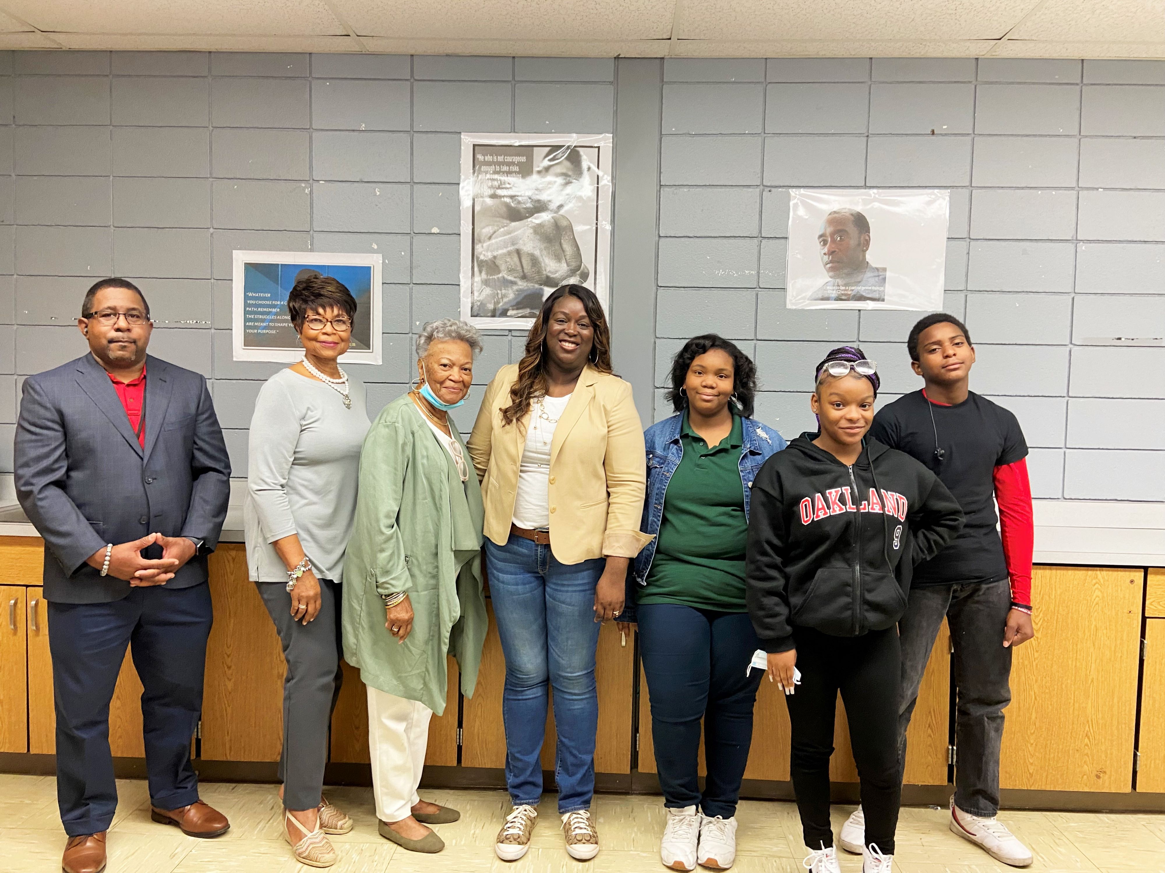 The Links presents career talk at school