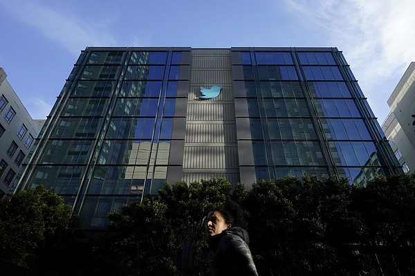 Elon Musk takes over Twitter, but where will he go from here? - Vimarsana News
