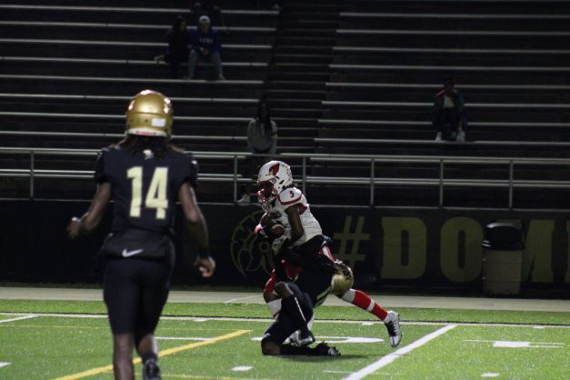 Jarvis Reed Camden Fairview win big over Hot Springs 34-7 for the final road game ...