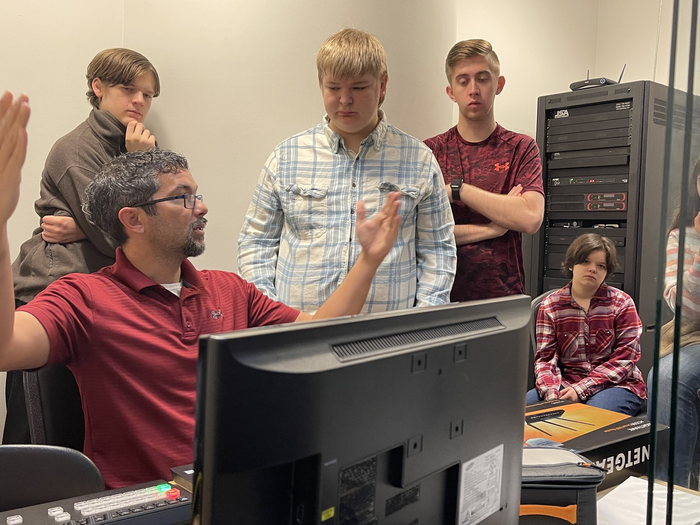 Teens all-in as state’s 4-H video crew