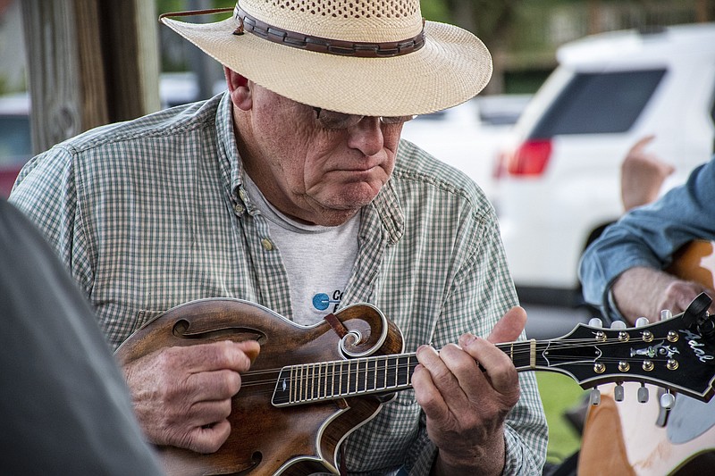 Music is everywhere in Mountain View, an oasis in Stone County, and the low-key town is also a great place to live, according to residents and The New York Times, which recently featured the Arkansas town in a feature on American downtowns. (Arkansas Democrat-Gazette/Cary Jenkins)