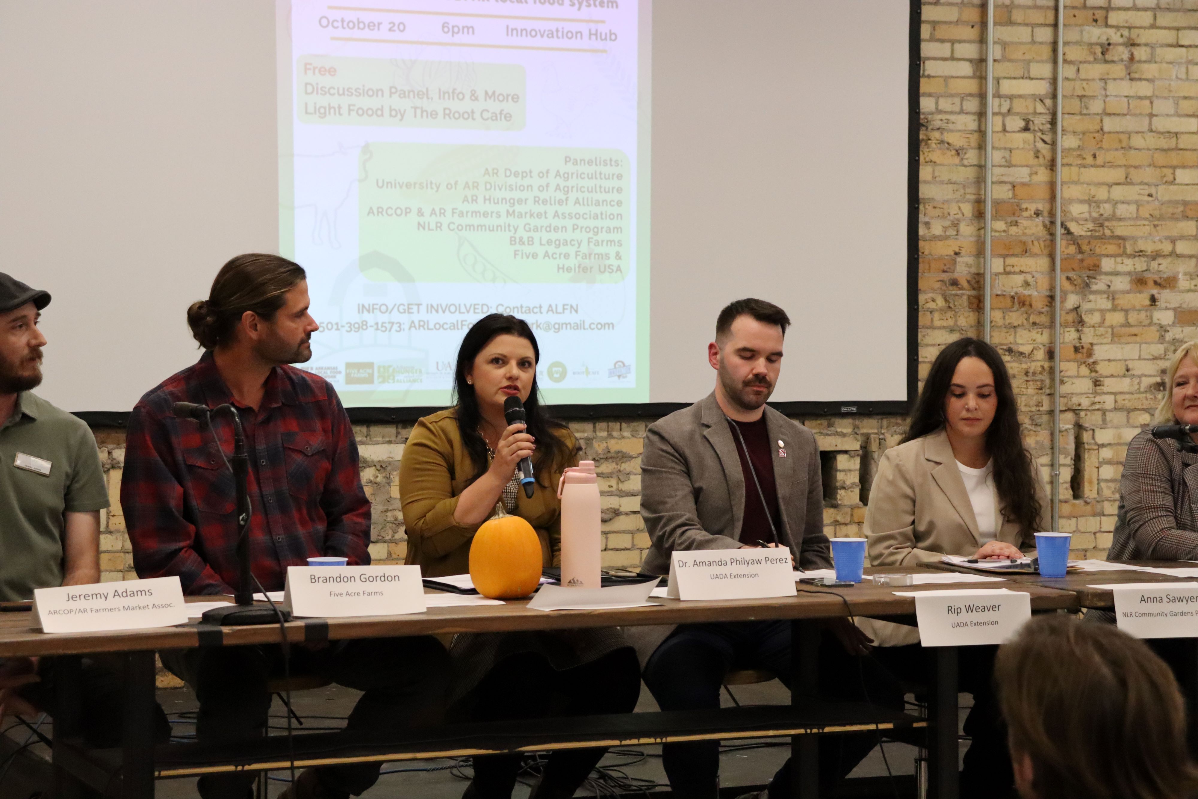 Panelists discuss future of farming