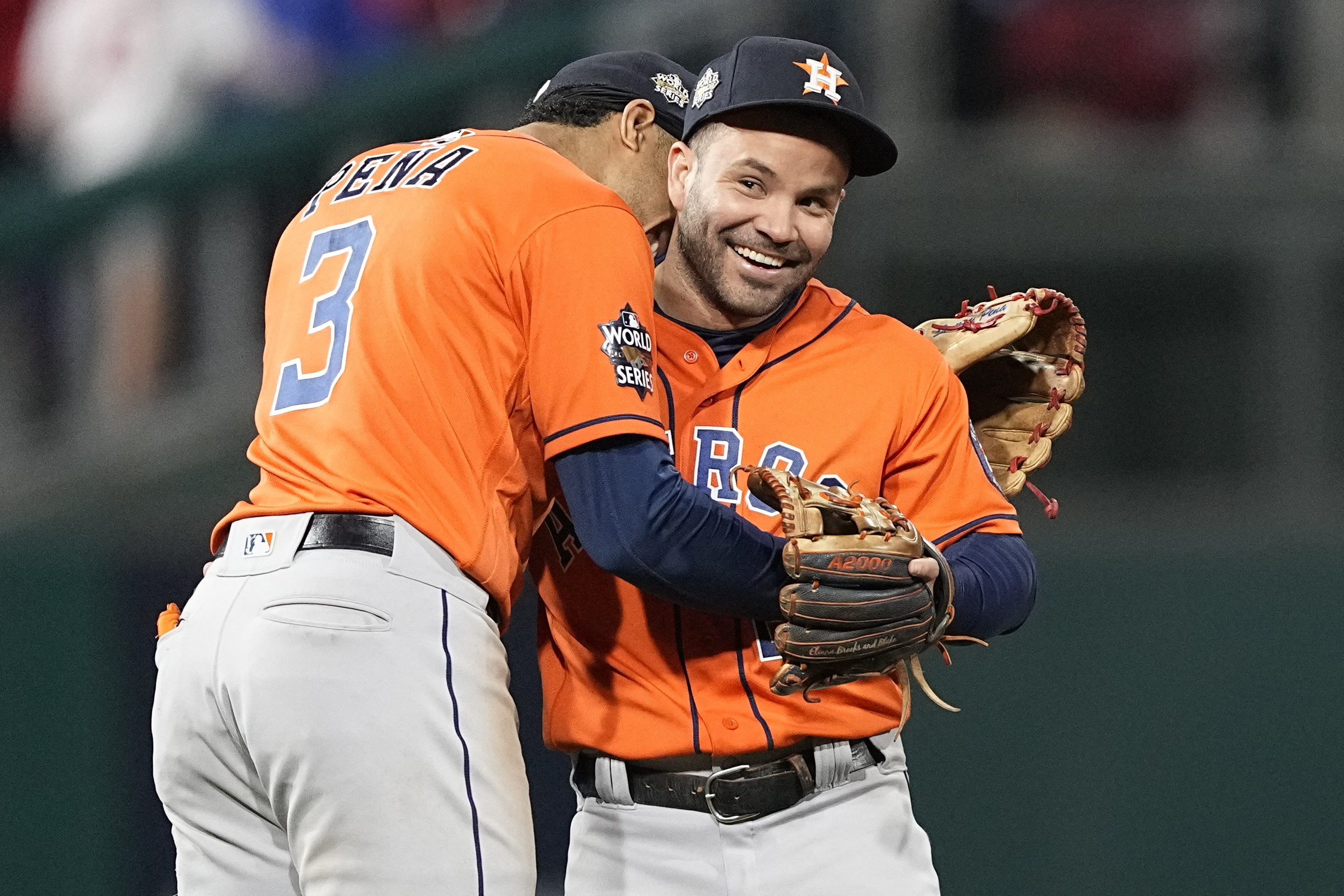 Jeremy Pena's bat, Chas McCormick's glove among several items