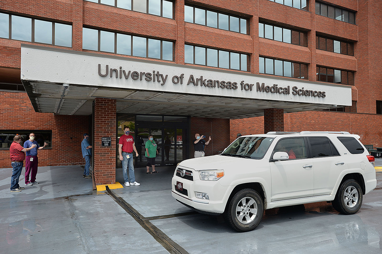 UAMS creating 8 residency slots - Vimarsana News