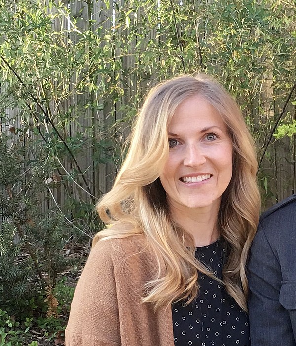 Challengers Moore, Berna defeat sitting Fayetteville council members - Vimarsana News