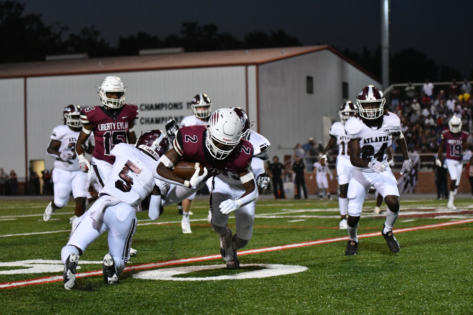 Liberty-Eylau plays 'extremely athletic' Center in bi-district round - Vimarsana News