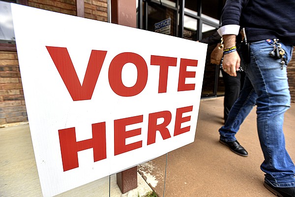 Fort Smith directors see new member in At-Large Position 5 seat; mayor and directors Martin, Settle reelected - Vimarsana News