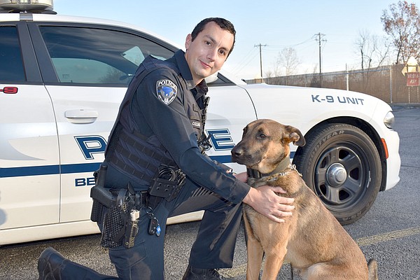 Officer Collins now working with K9 Niko | The Weekly Vista