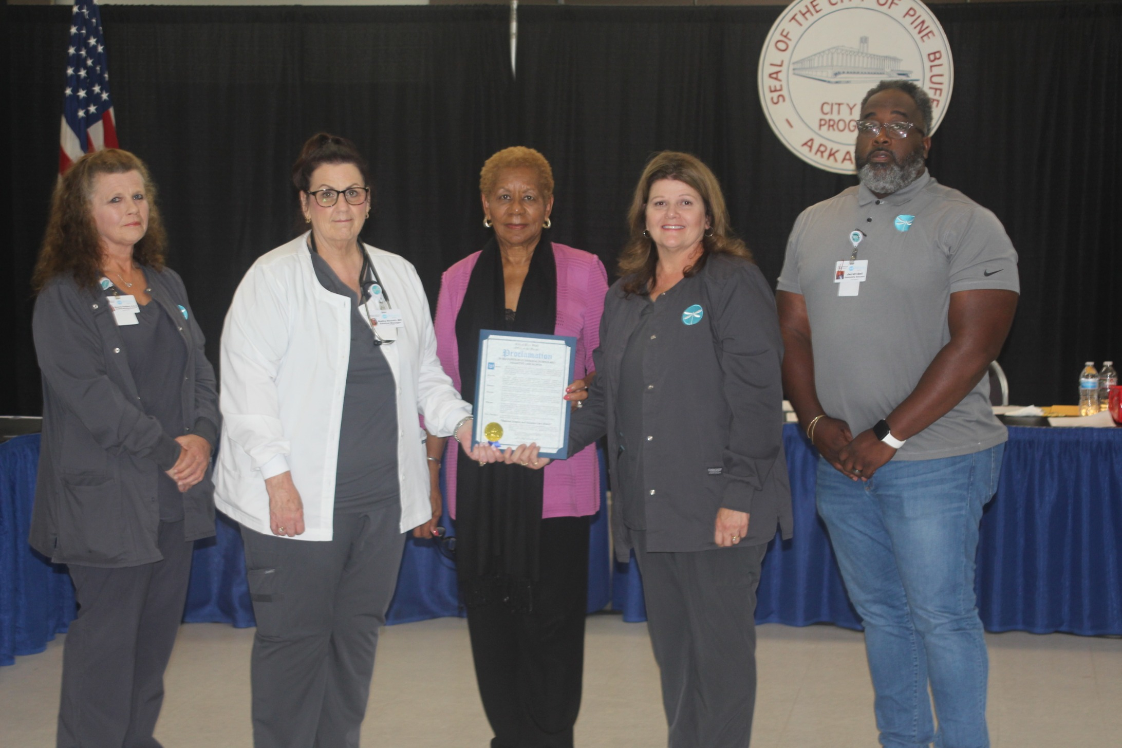 Mayor honors hospice workers