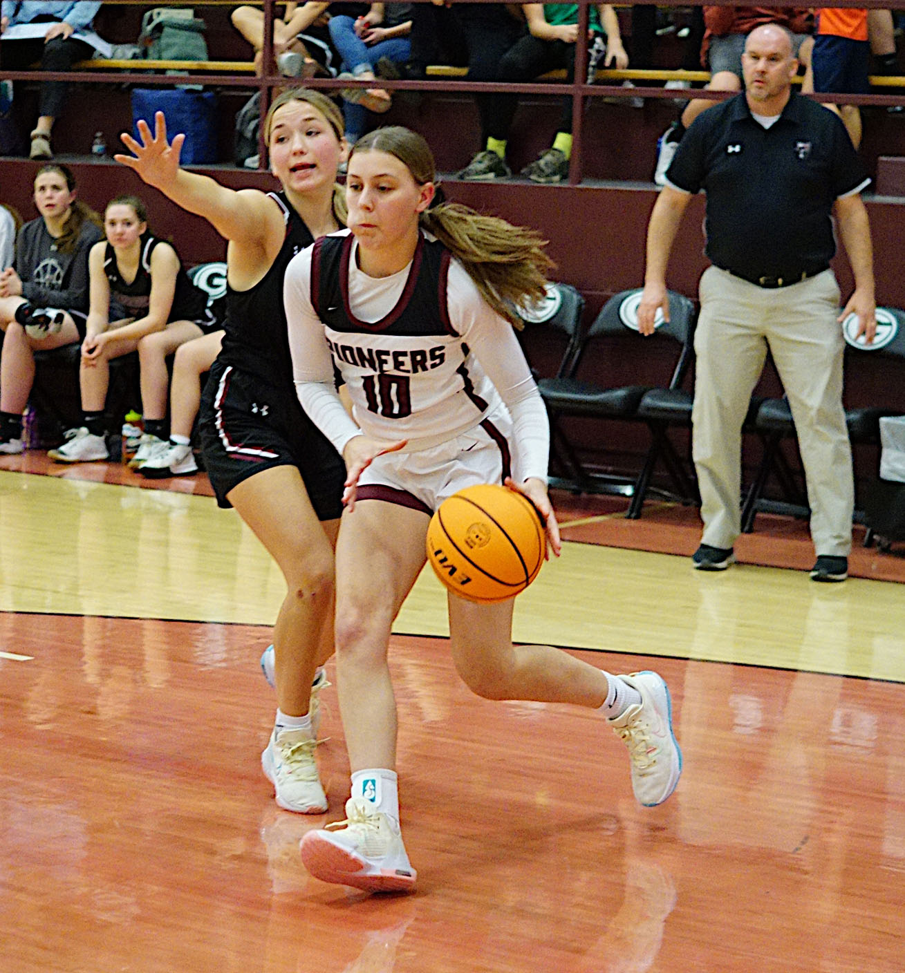 Gentry girls open season with big win over Life Way