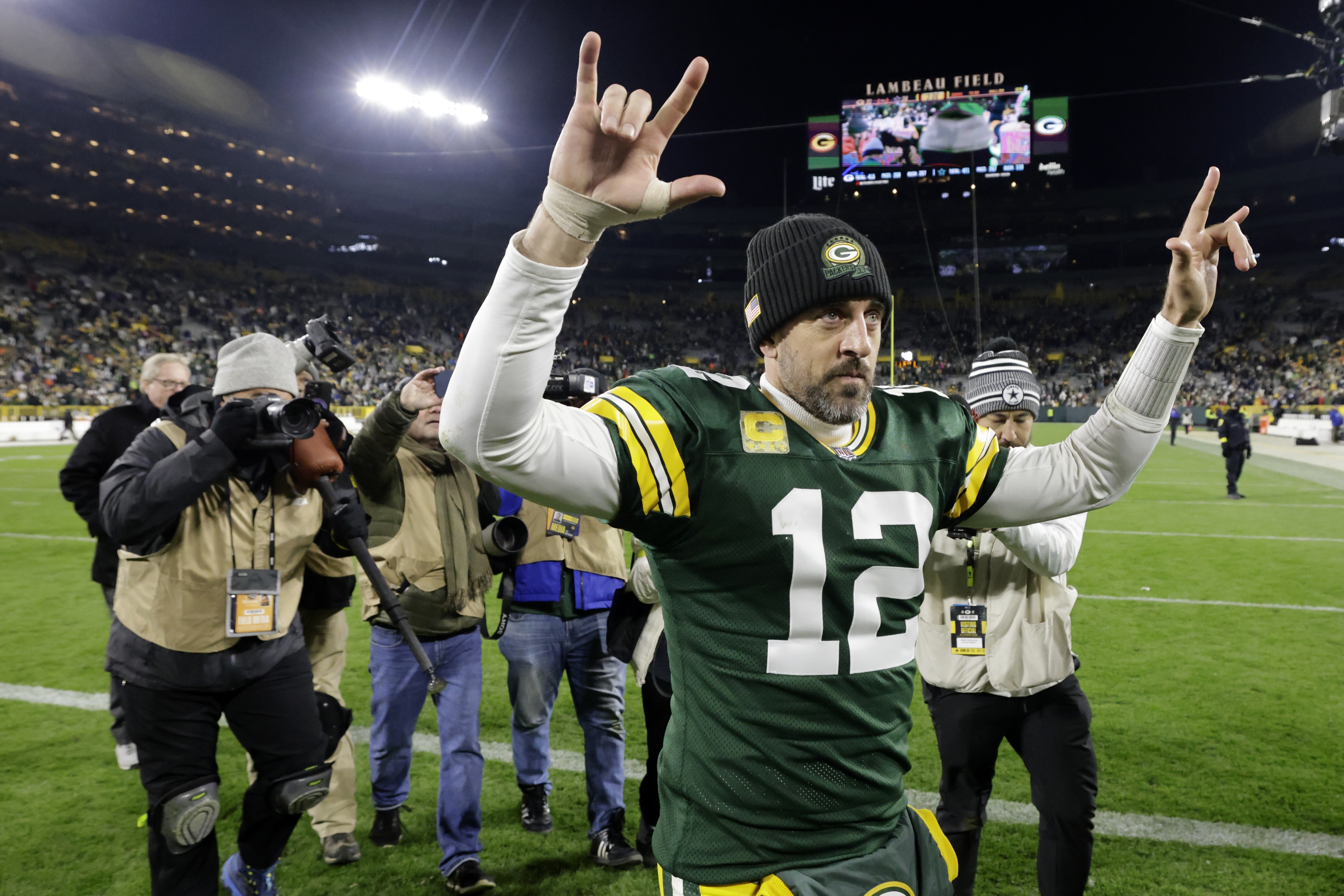 Packers rookie Christian Watson celebrates 58-yard TD with end