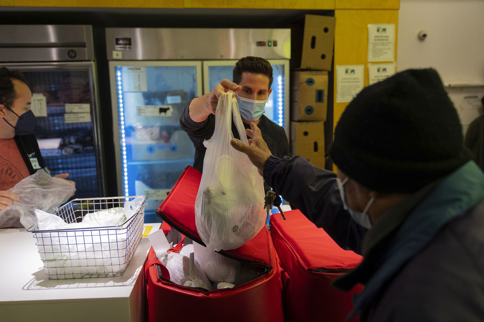Thanksgiving brings smaller turkeys but bigger grocery bills - Vimarsana News