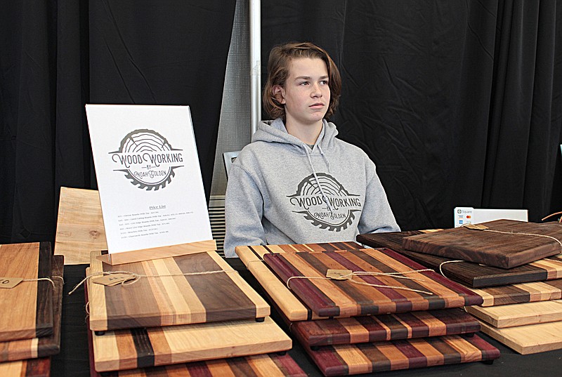 ‘A Hometown Christmas’ Mistletoe Market a gift that gives back to