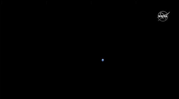 NASA's Artemis I buzzes near Moon - Vimarsana News