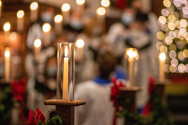 ENTERTAINMENT NOTES: Candlelight Carol Services brighten Hendrix College - Vimarsana News